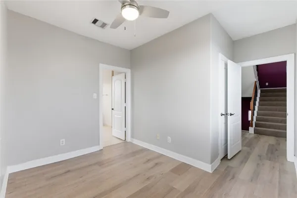 $2,500 | 408 Eichwurzel Lane, Unit D, Houston, TX 77009
