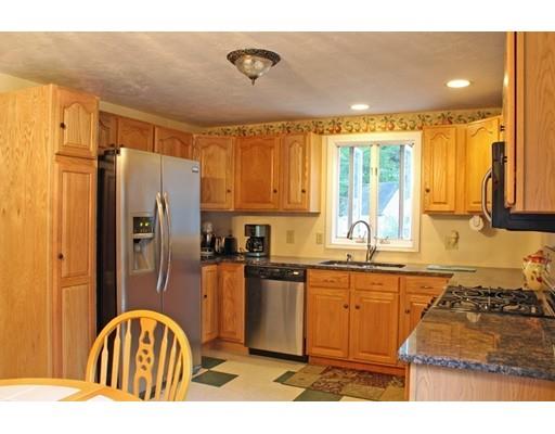 544 Old Winchester Road Warwick, MA 01378 - Photo 5 of 25
