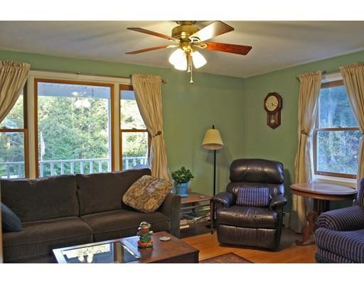 544 Old Winchester Road Warwick, MA 01378 - Photo 7 of 25