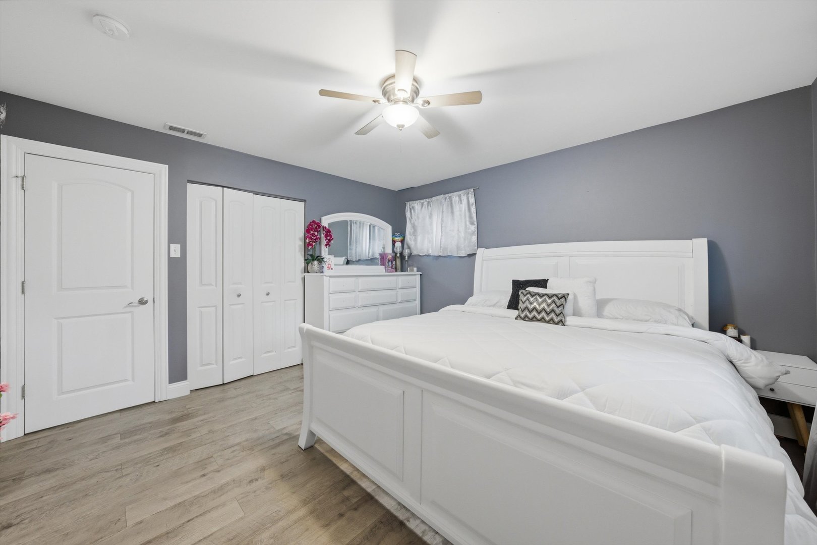 17242 Community Street Lansing, IL 60438 - Photo 9 of 18