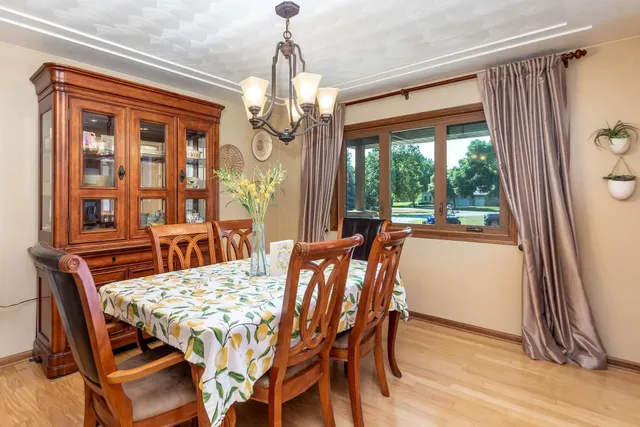 $684,900 | 180 Joray Drive, Mankato, MN 56001