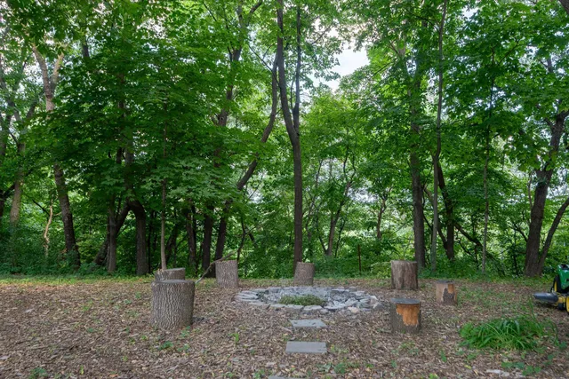 $684,900 | 180 Joray Drive, Mankato, MN 56001