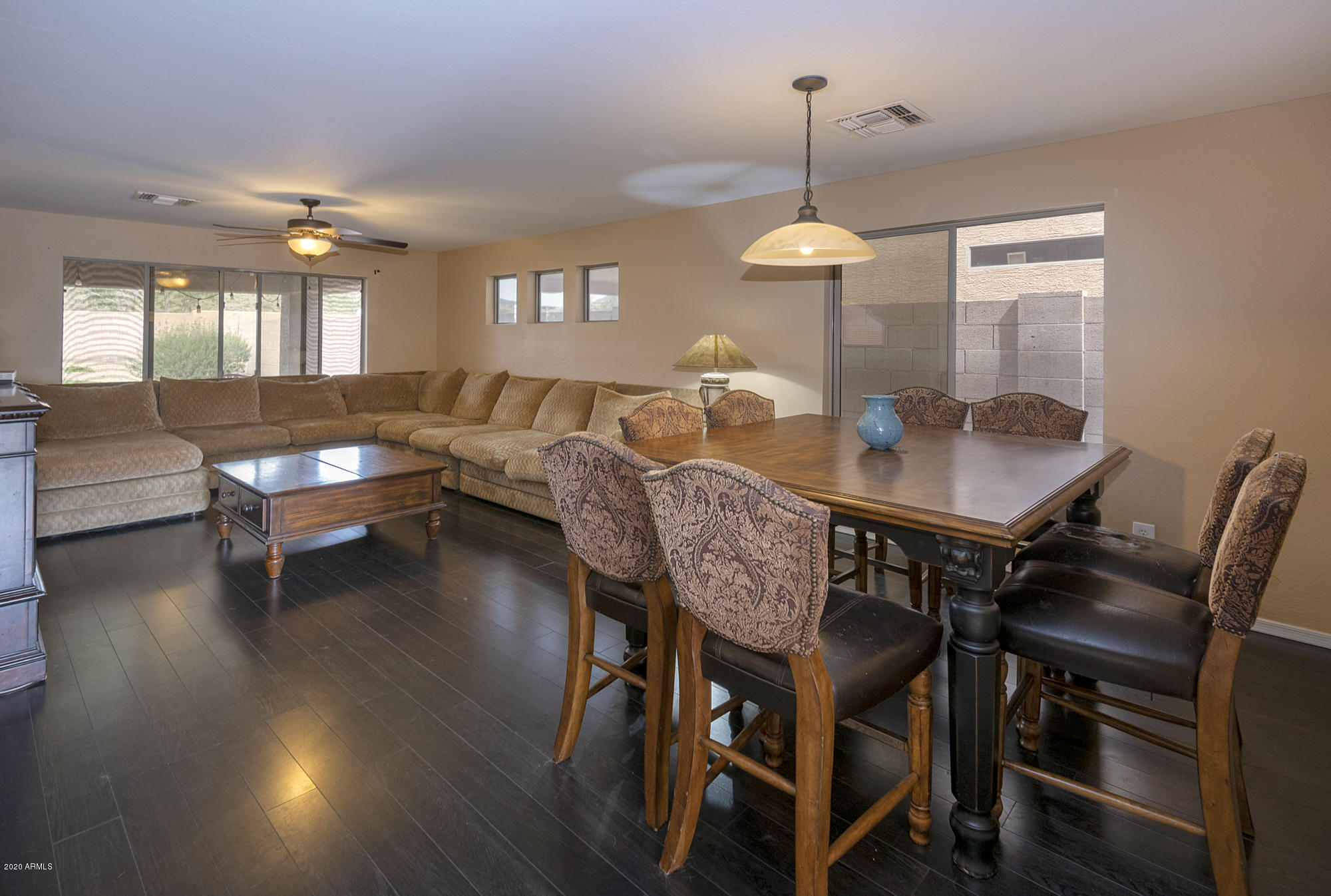 6786 West Rowel Road Peoria, AZ 85383 - Photo 14 of 39 Dining Area