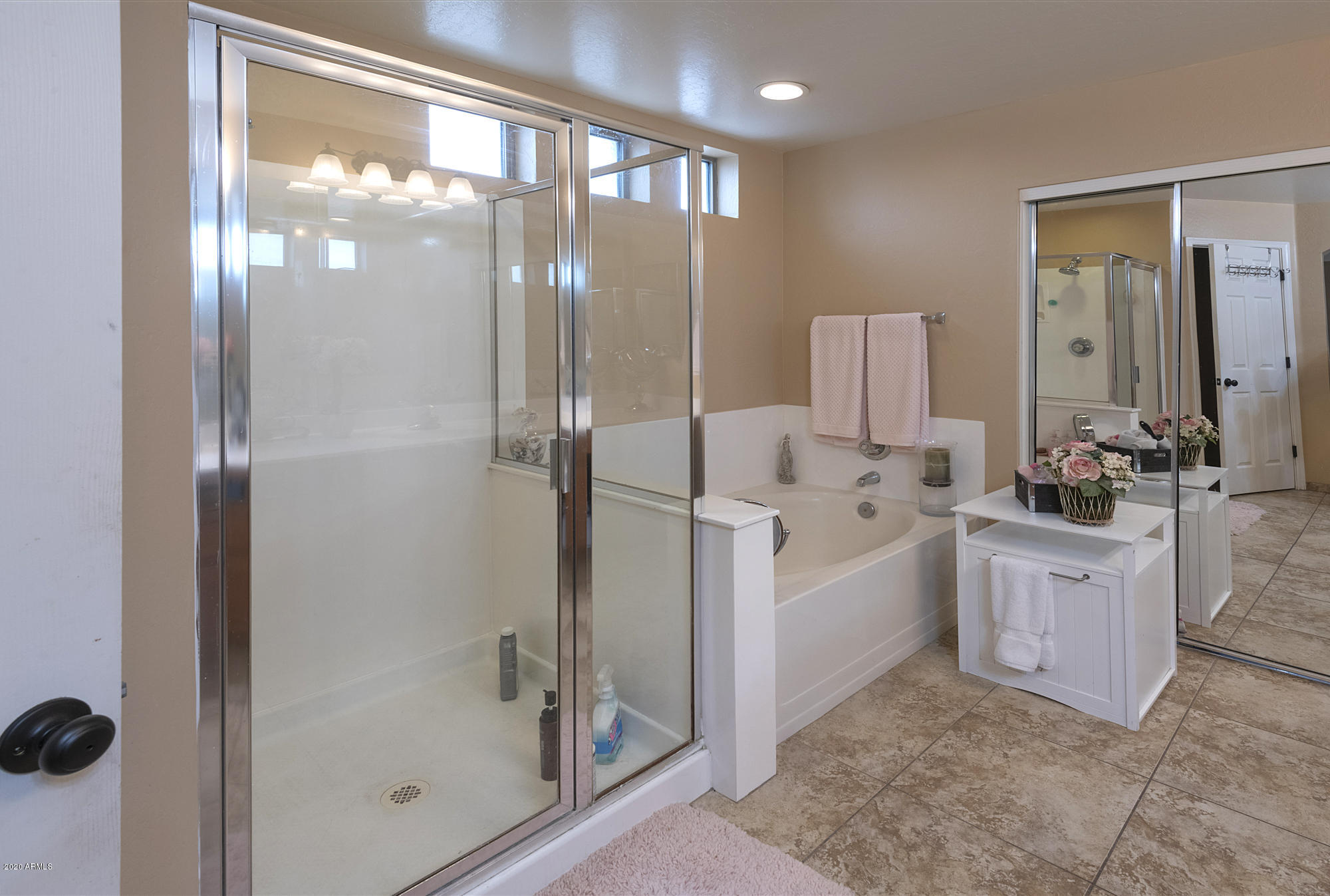 6786 West Rowel Road Peoria, AZ 85383 - Photo 34 of 39 Master Shower Tub
