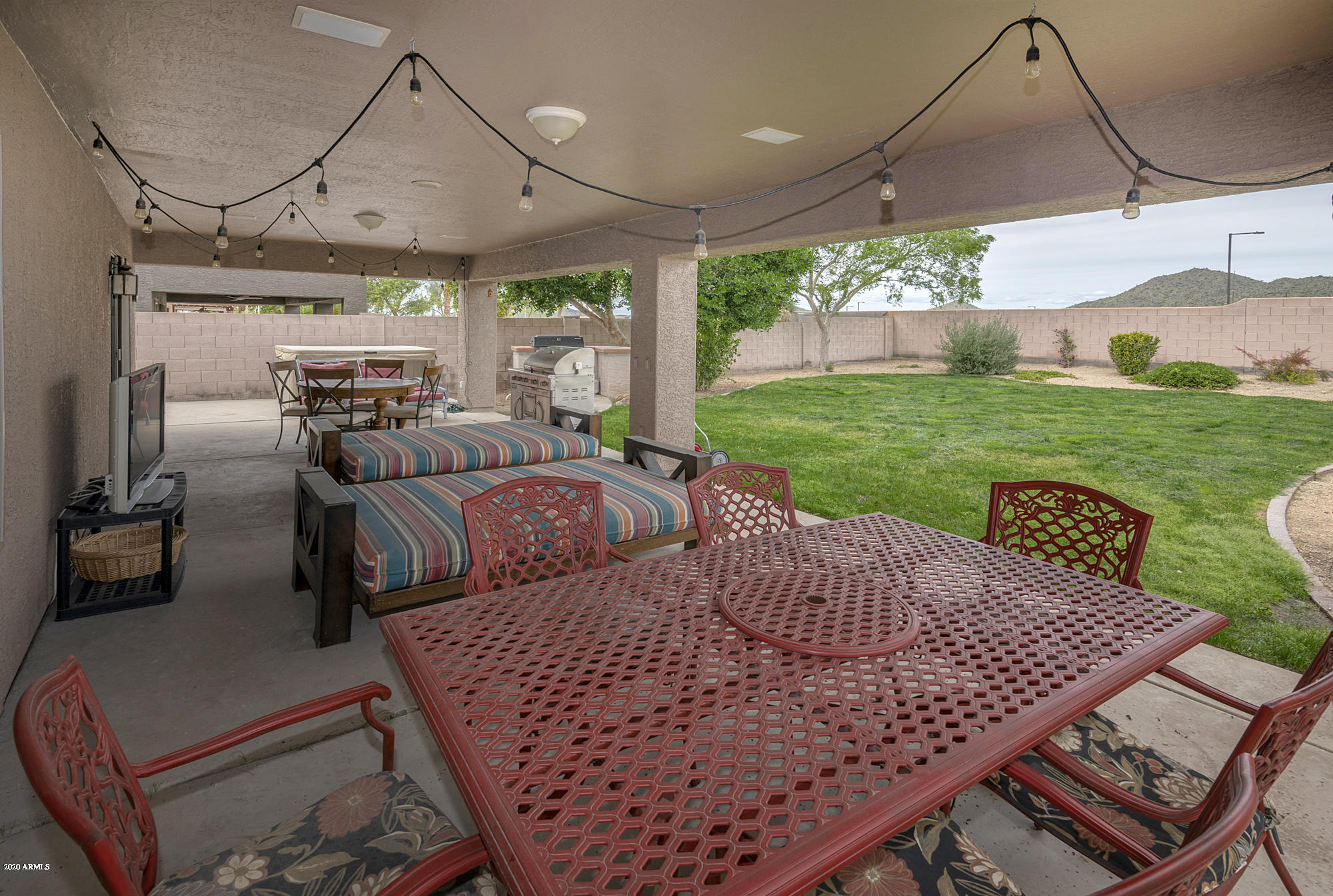 6786 West Rowel Road Peoria, AZ 85383 - Photo 36 of 39 Patio 2