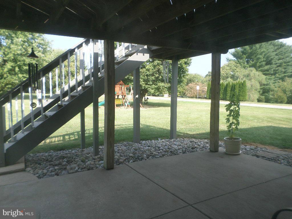 2520 Neudecker Road Westminster, MD 21157 - Photo 20 of 27 a view of backyard with green space