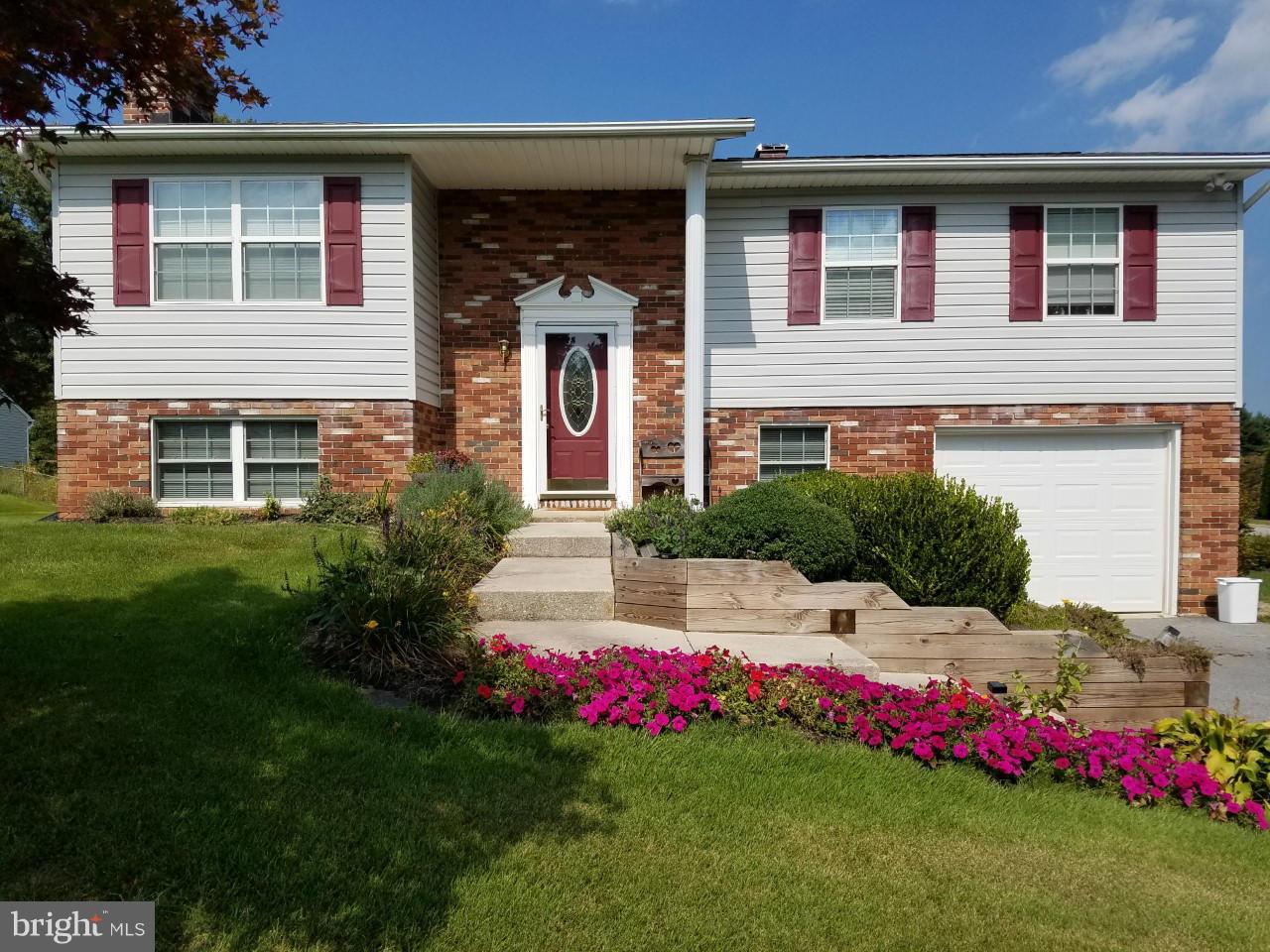 2520 Neudecker Road Westminster, MD 21157 - Photo 27 of 27 a house view with a garden space