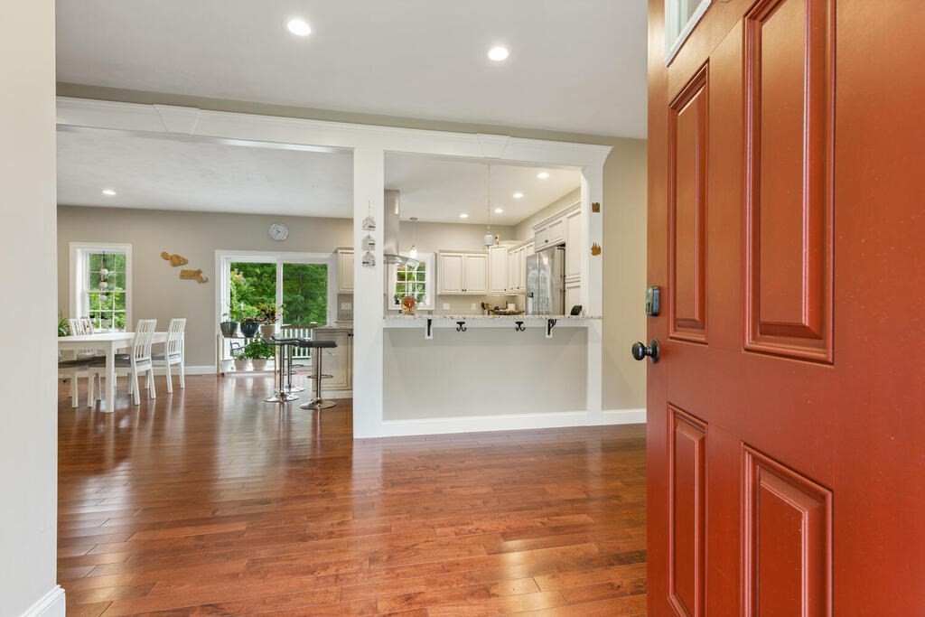 79 St Louis Street Worcester, MA 01607 - Photo 4 of 29 Gallery Image 4