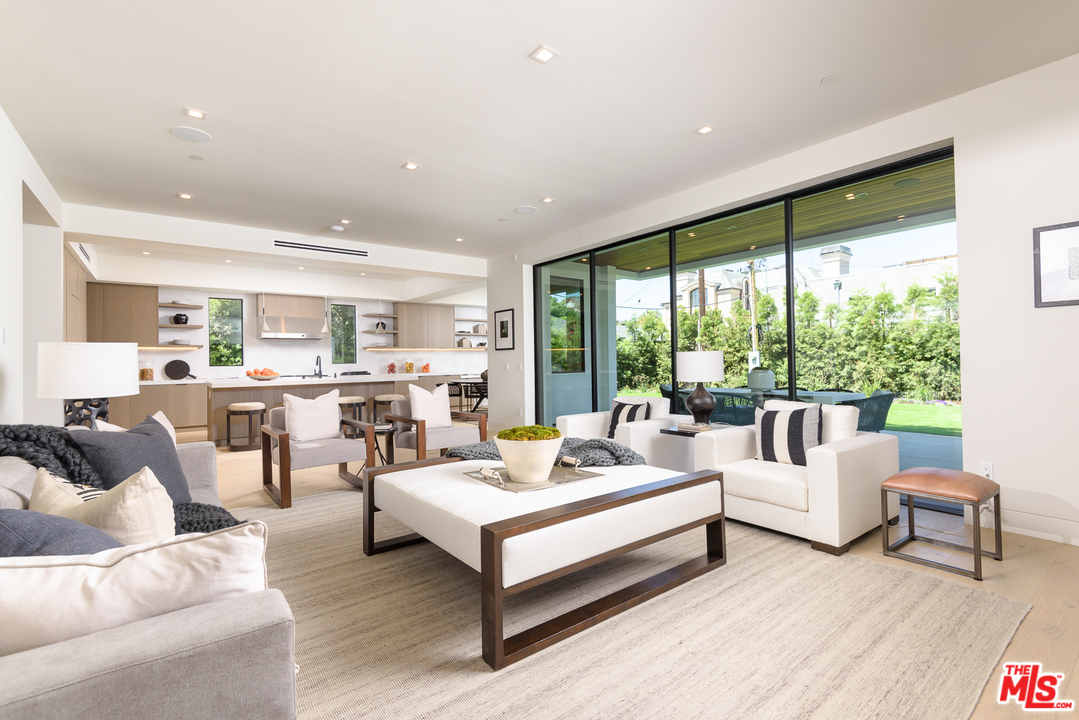 1309 Pine Street Santa Monica, CA 90405 - Photo 12 of 30