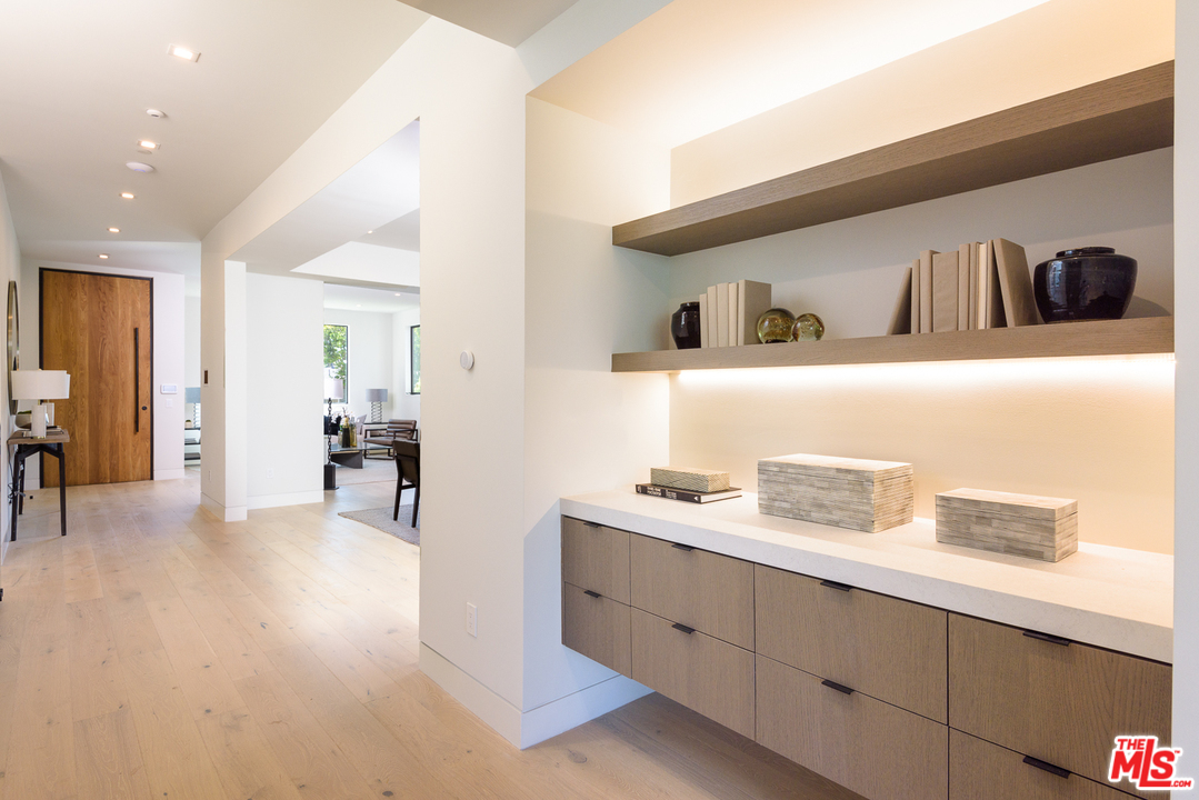 1309 Pine Street Santa Monica, CA 90405 - Photo 16 of 30