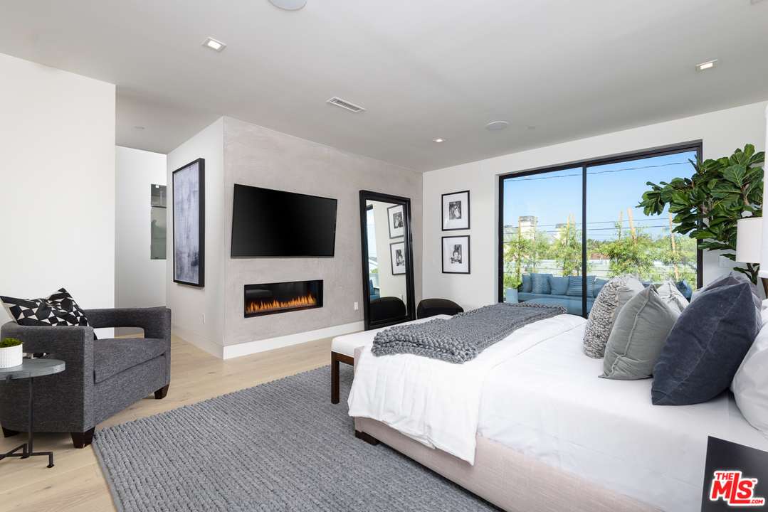 1309 Pine Street Santa Monica, CA 90405 - Photo 19 of 30