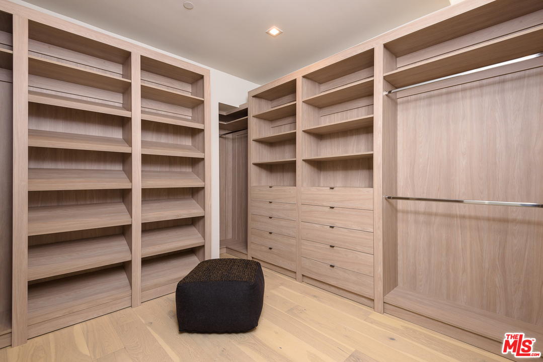 1309 Pine Street Santa Monica, CA 90405 - Photo 23 of 30