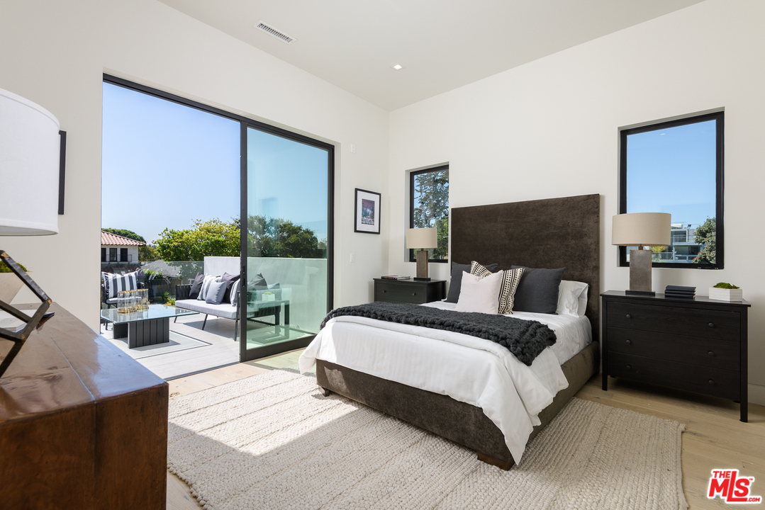 1309 Pine Street Santa Monica, CA 90405 - Photo 24 of 30