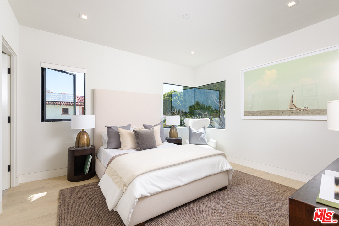 1309 Pine Street Santa Monica, CA 90405 - Photo 29 of 30