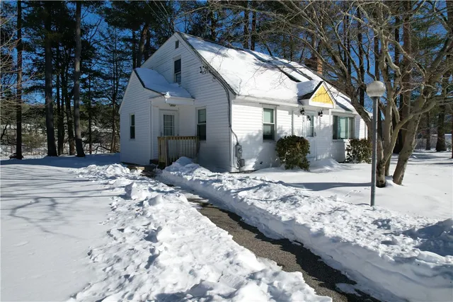 $550,000 | 20 MacArthur Drive, Smithfield, RI 02917