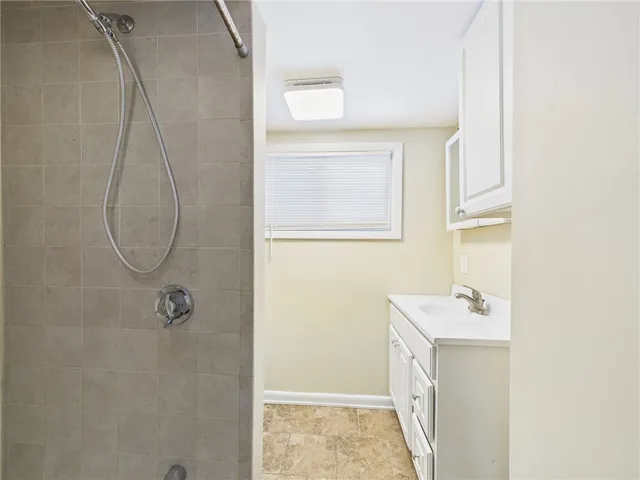 $550,000 | 20 MacArthur Drive, Smithfield, RI 02917