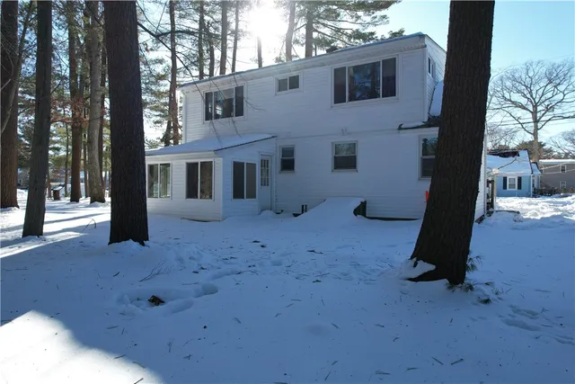 $550,000 | 20 MacArthur Drive, Smithfield, RI 02917