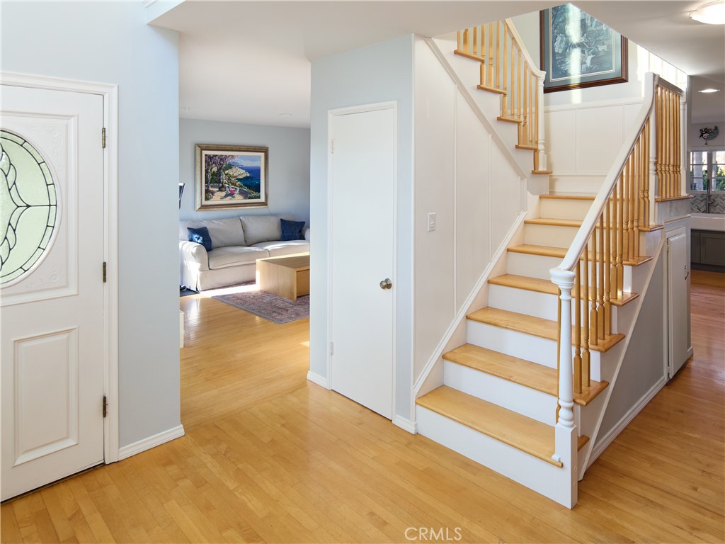 420 Oregon Street El Segundo, CA 90245 - Photo 3 of 26
