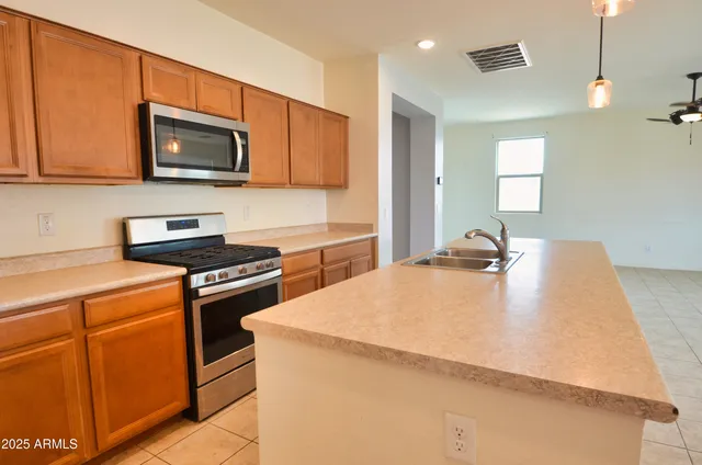 $349,900 | 7271 East Grouse Court, San Tan Valley, AZ 85143