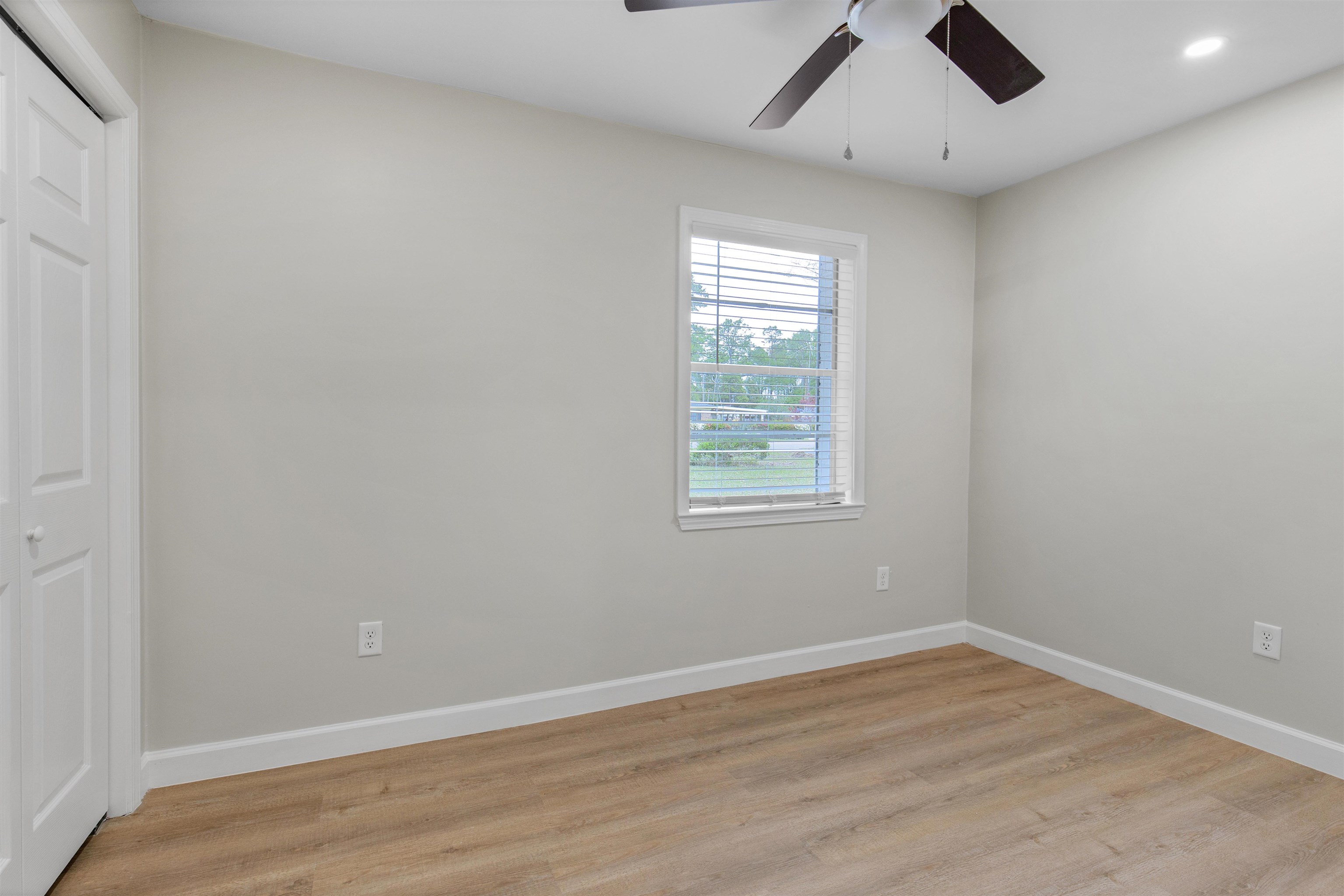 1304 Johnson Road Daphne, AL 36526 - Photo 17 of 33