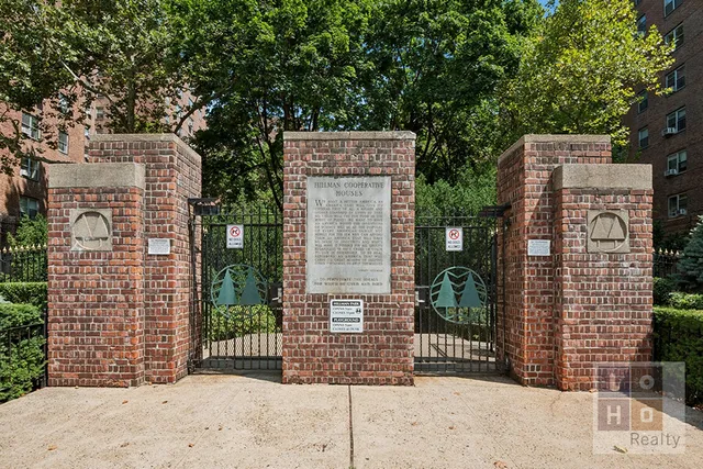 $575,000 | 550 Grand Street, Unit H1B | Lower East Side