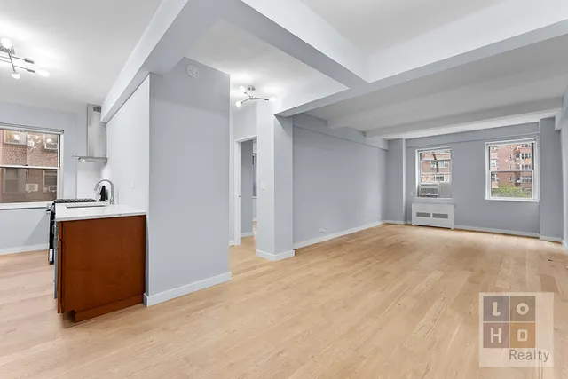 $575,000 | 550 Grand Street, Unit H1B | Lower East Side