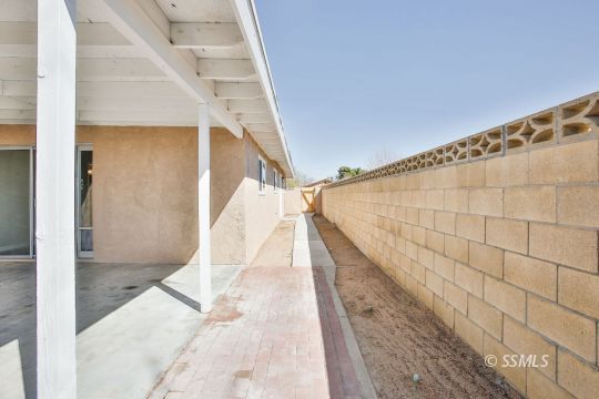 201 South Sunland Street Ridgecrest, CA 93555 - Photo 36 of 38