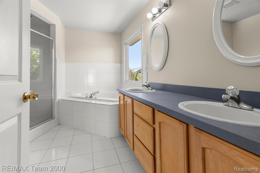 51069 Baker Road Chesterfield, MI 48047 - Photo 23 of 56