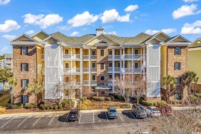 $264,900 | 4891 Luster Leaf Circle, Unit 302, Myrtle Beach, SC 29577