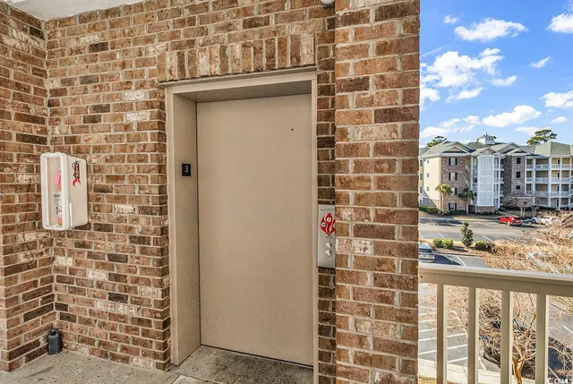 $264,900 | 4891 Luster Leaf Circle, Unit 302, Myrtle Beach, SC 29577