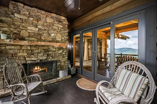 a view of a entryway door of the house