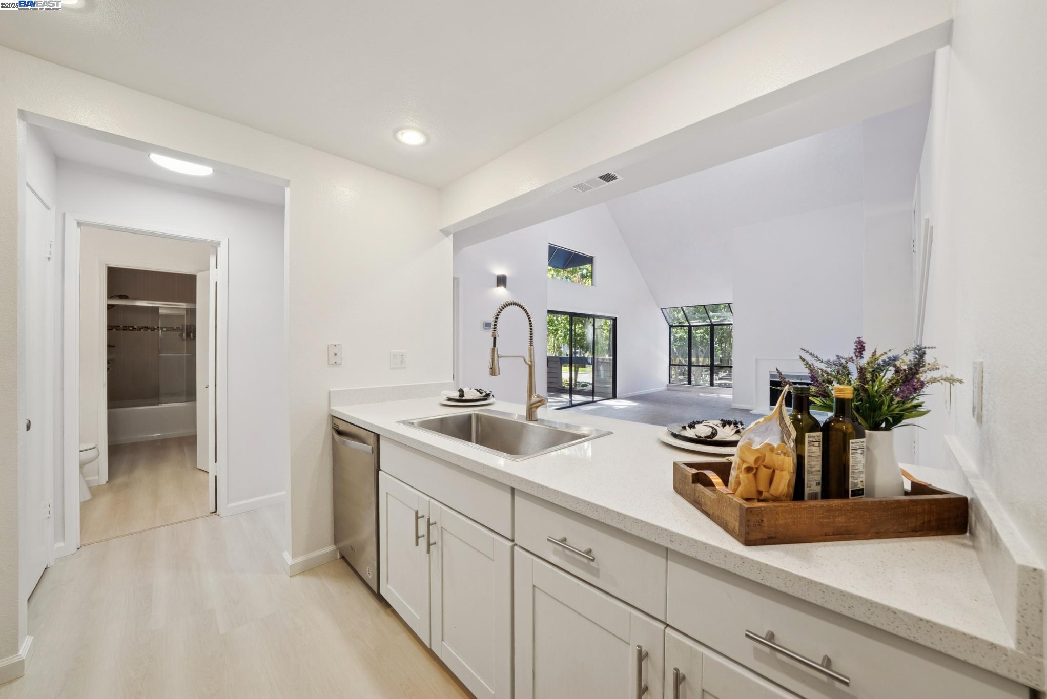 1089 Foxchase Drive San Jose, CA 95123 - Photo 14 of 31