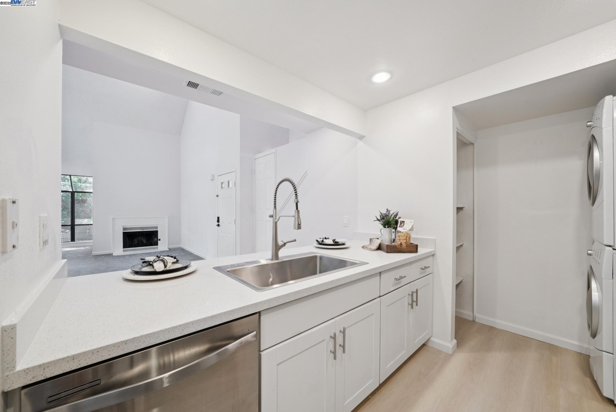 1089 Foxchase Drive San Jose, CA 95123 - Photo 15 of 31