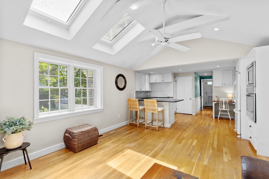 9 Hoover Road Hingham, MA 02043 - Photo 15 of 27