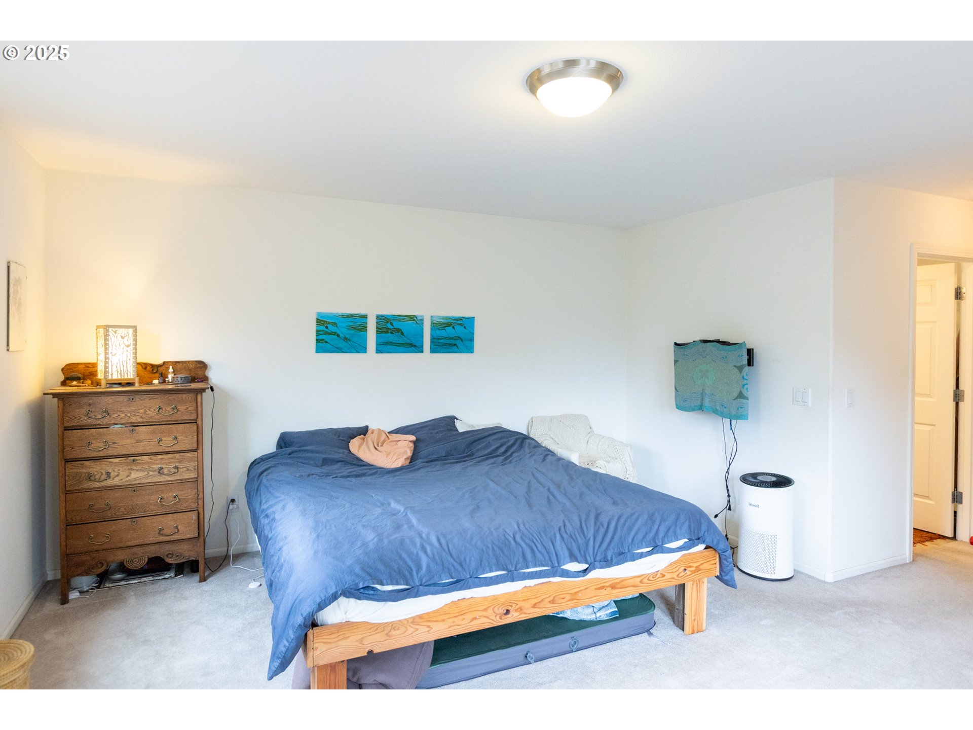 331 Upper Lakeview Rd Road White Salmon, WA 98672 - Photo 26 of 37 Bedroom, Primary