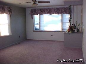 2513 Huntington Road Springfield, IL 62703 - Photo 3 of 7