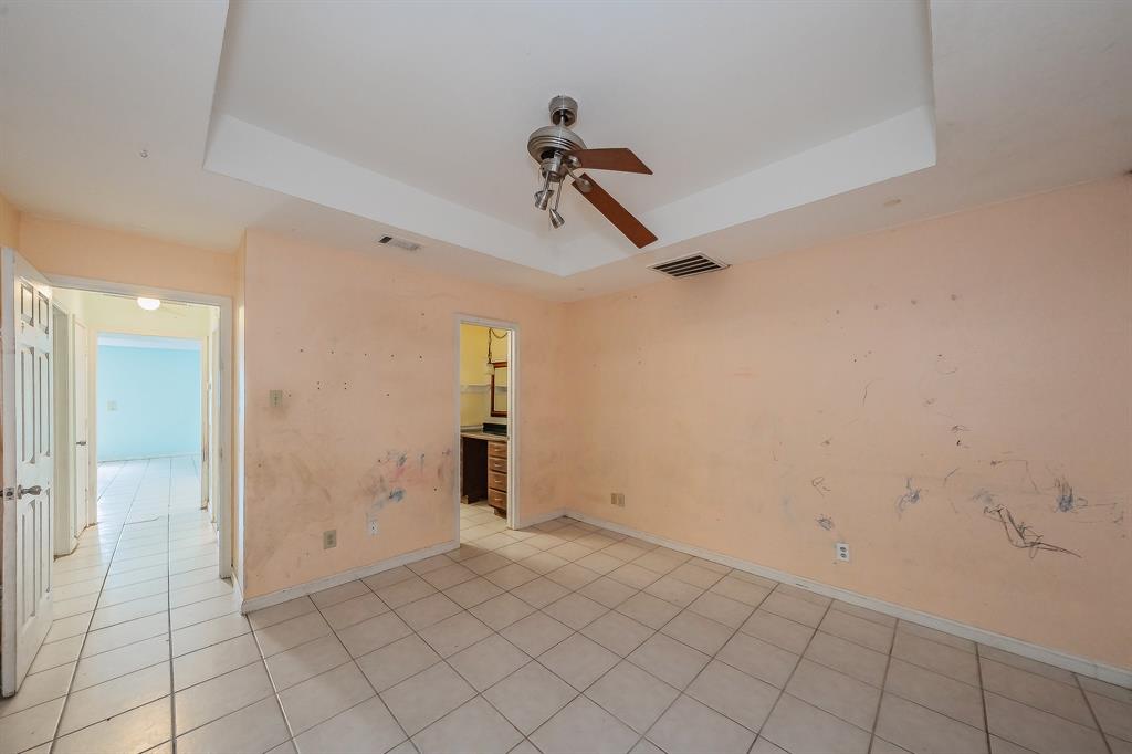 5709 Ranchogrande Drive Arlington, TX 76017 - Photo 23 of 28 wooden floor in an empty room
