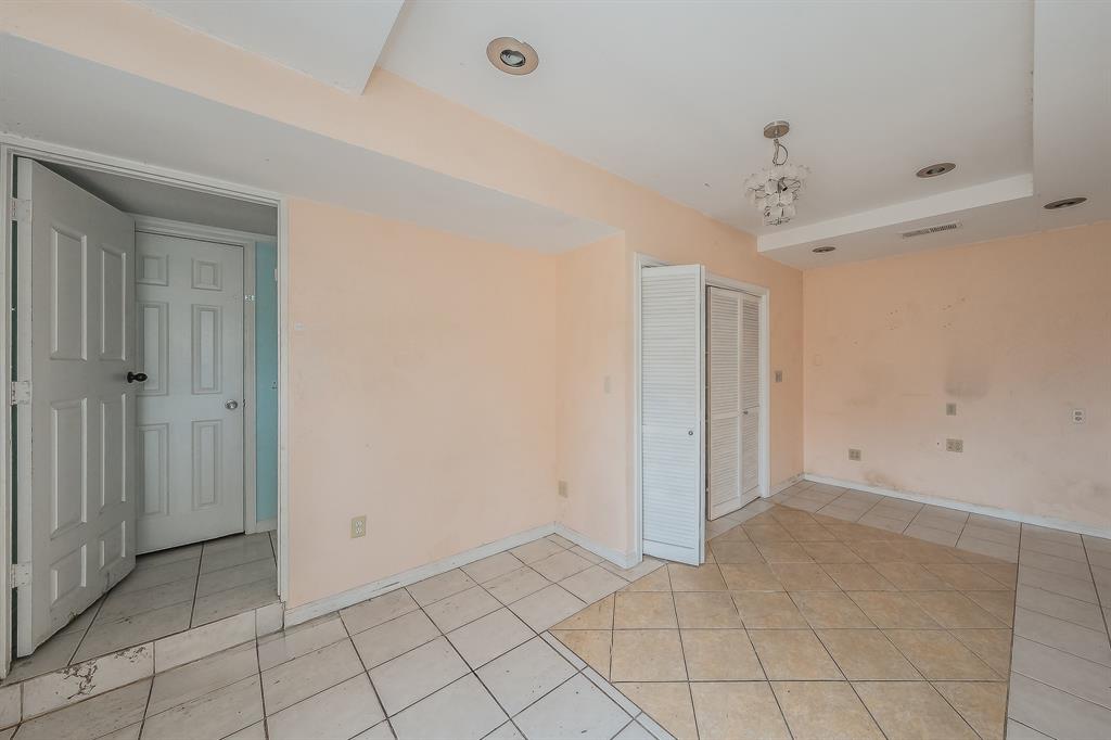 5709 Ranchogrande Drive Arlington, TX 76017 - Photo 26 of 28 a view of an empty room