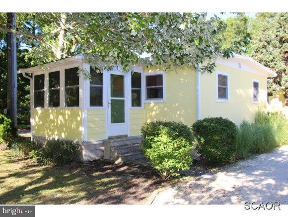 17 Bay Road, Unit 1 Rehoboth Beach, DE 19971 - Photo 1 of 14 Gallery Image 1