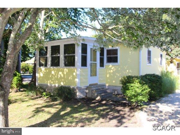 17 Bay Road, Unit 1 Rehoboth Beach, DE 19971 - Photo 2 of 14 Gallery Image 2