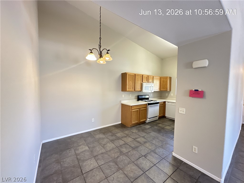 2152 Quarry Ridge Street, Unit 202 Las Vegas, NV 89117 - Photo 10 of 41