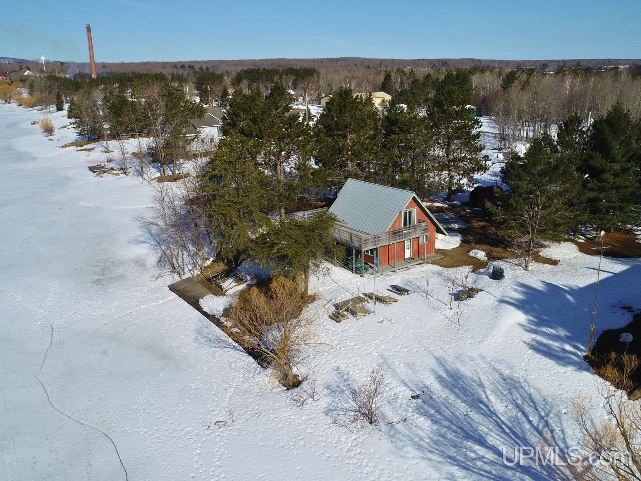 3803 West Co Road Big Bay, MI 49808 - Photo 5 of 35
