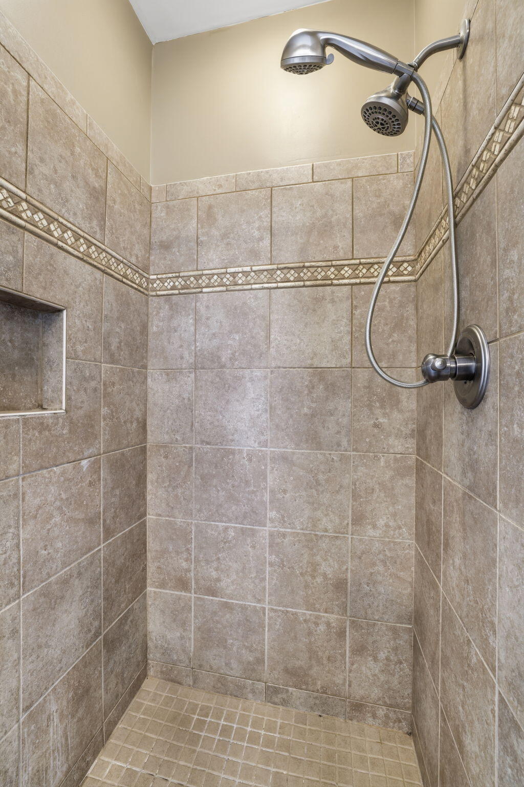 9157 Standifer Gap Road Chattanooga, TN 37421 - Photo 18 of 32 27-web-or-mls-9157-standifer-gap-rd