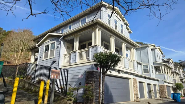 $1,298,000 | 1100 Live Oak Way, Unit 1104, Belmont, CA 94002