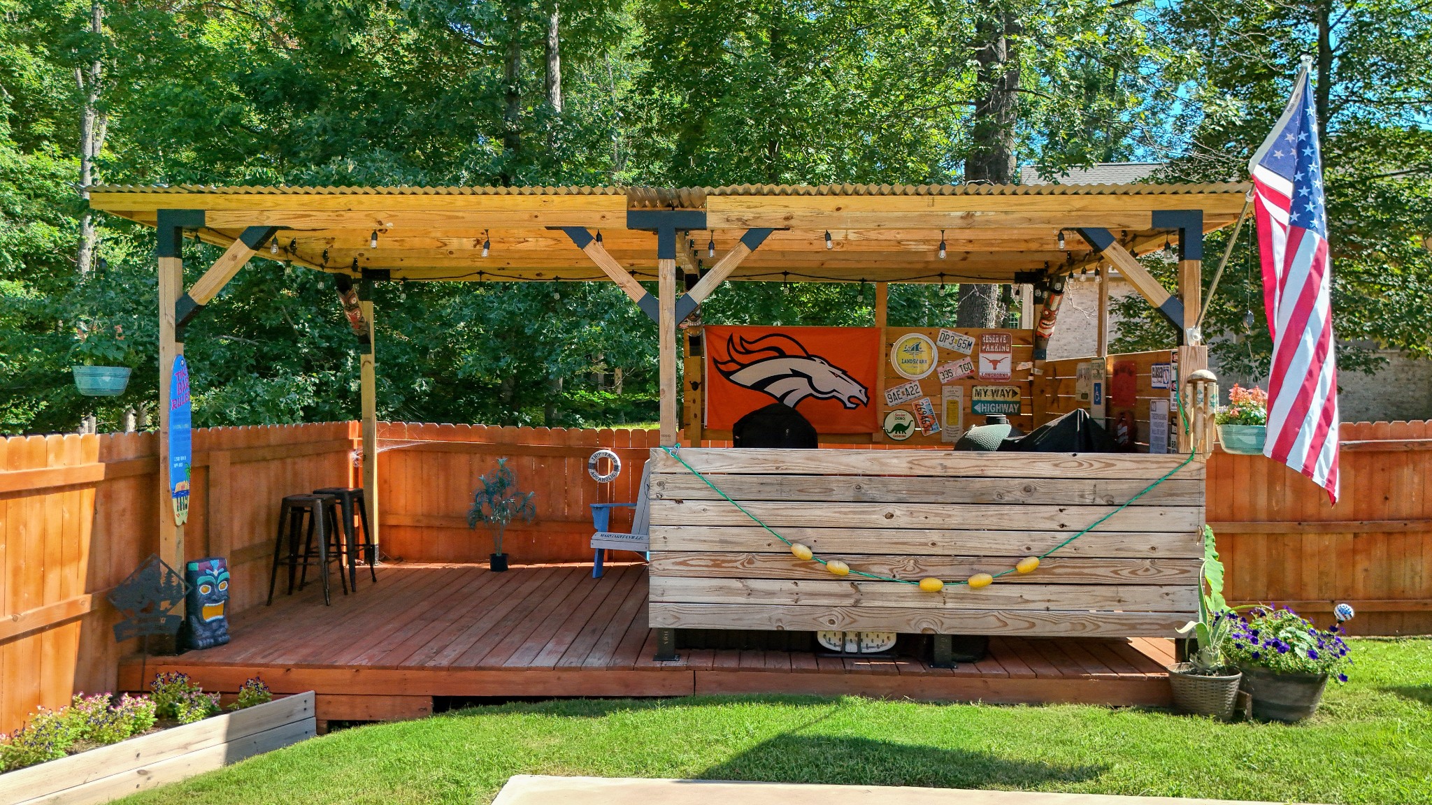 382 Timber Lane Huntingdon, TN 38344 - Photo 15 of 32 a view of outdoor space and deck