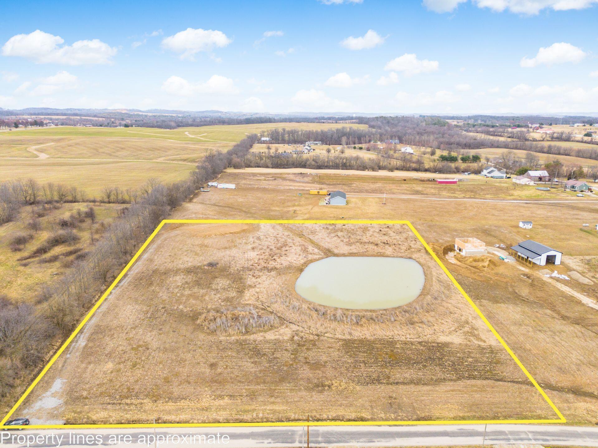 25358 Shoemaker Road Circleville, OH 43113 - Photo 2 of 26 023_ Circleville OH 43113 USA
