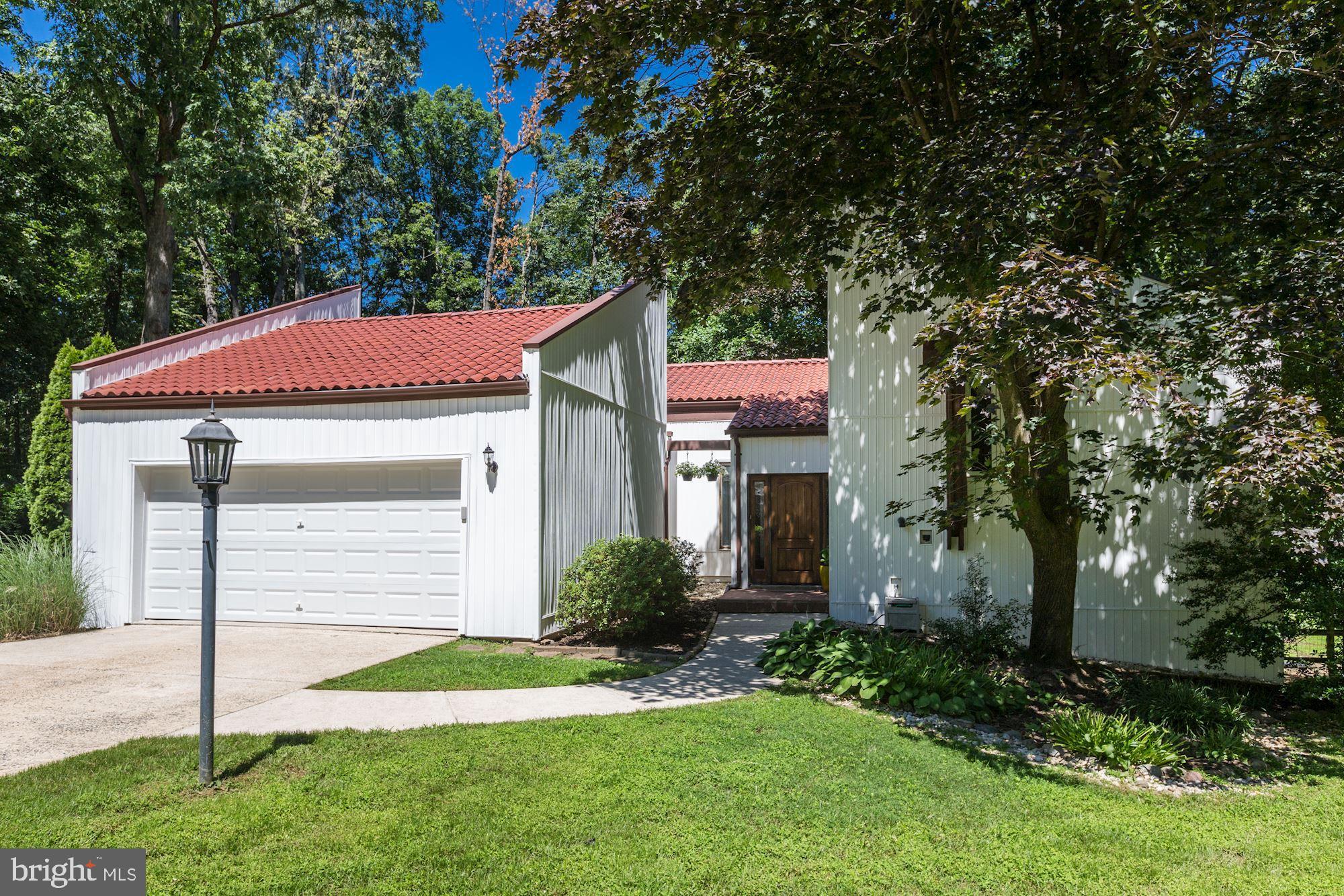 2415 Freetown Drive Reston, VA 20191 - Photo 2 of 38 Beautiful, Contemporary Home in Reston