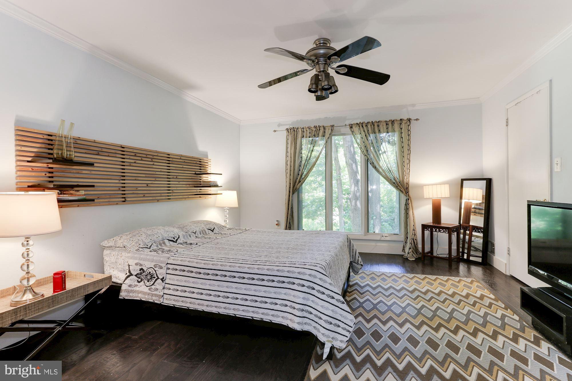 2415 Freetown Drive Reston, VA 20191 - Photo 18 of 38 Large Master Suite