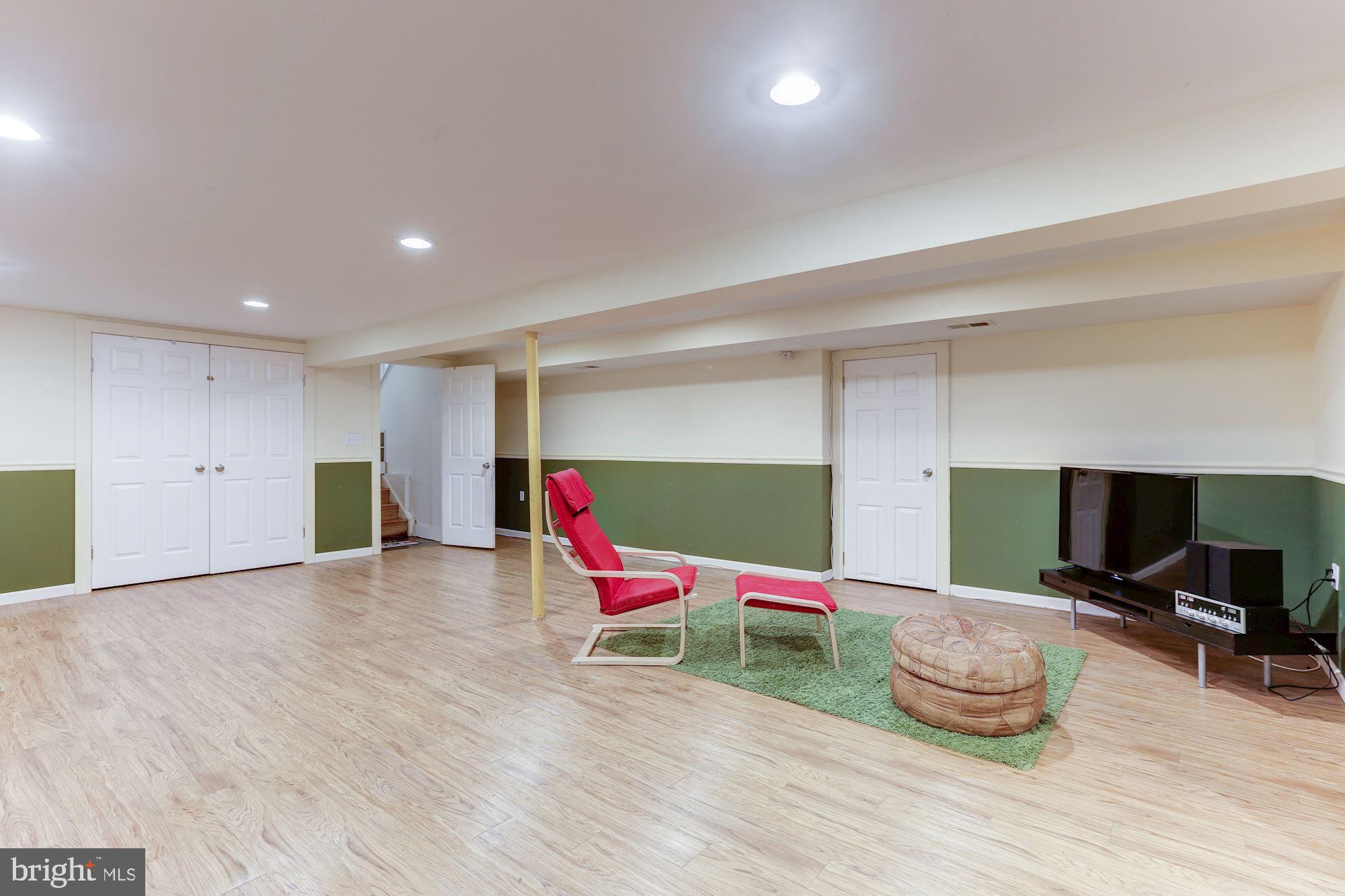 2415 Freetown Drive Reston, VA 20191 - Photo 32 of 38 So Many Options!