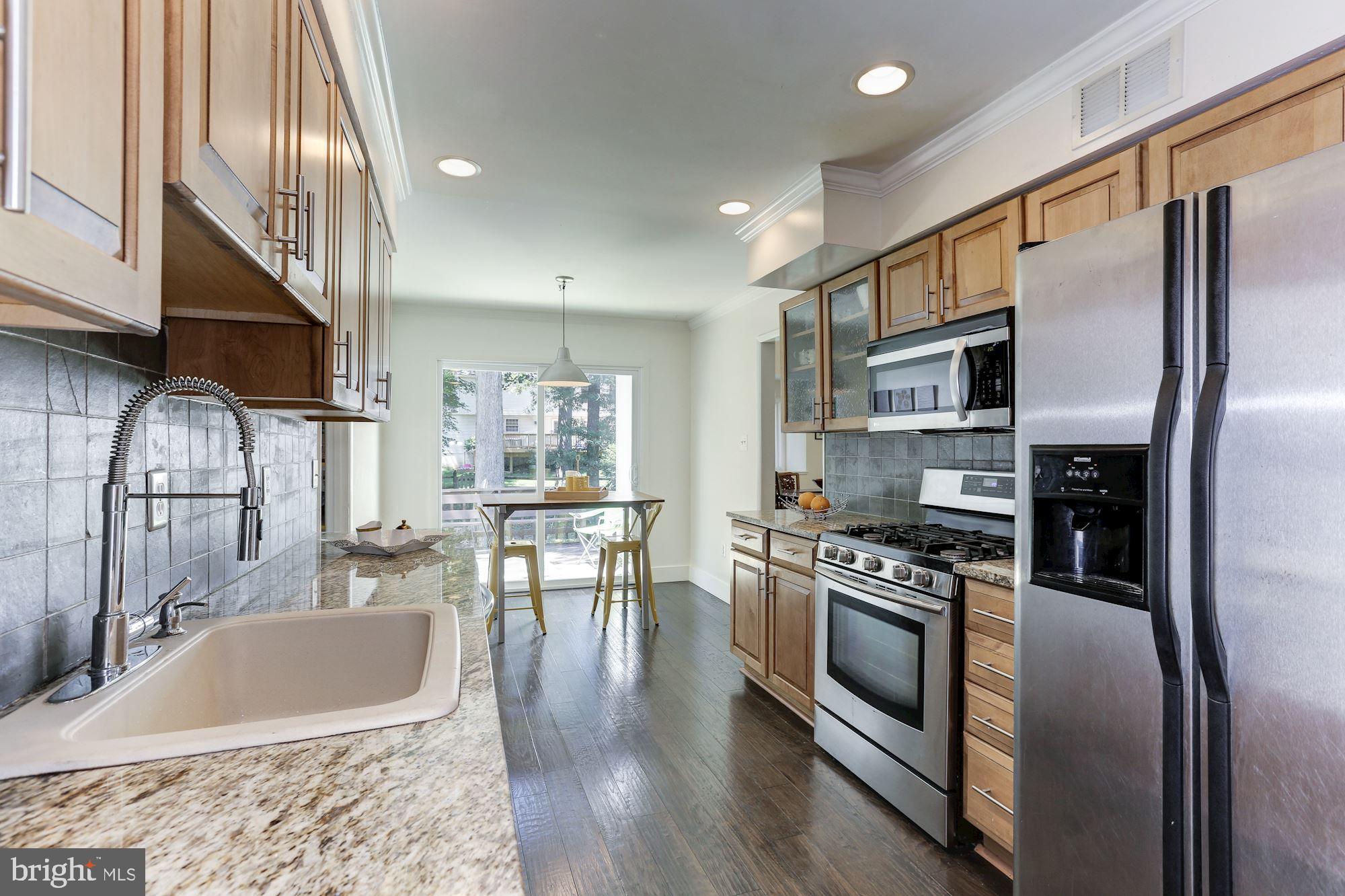 2415 Freetown Drive Reston, VA 20191 - Photo 6 of 38 Kitchen Has Granite Countertops